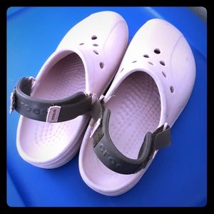 Light pink Crocs size size 7